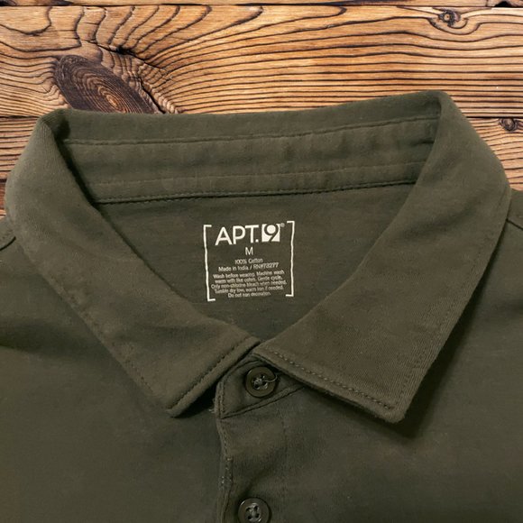 Apt. 9 Pique Polo Size M - Picture 2 of 2